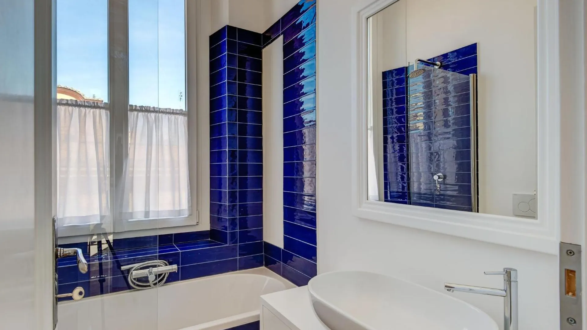 Apartment Luminosa Vittoria By Interhome Roma