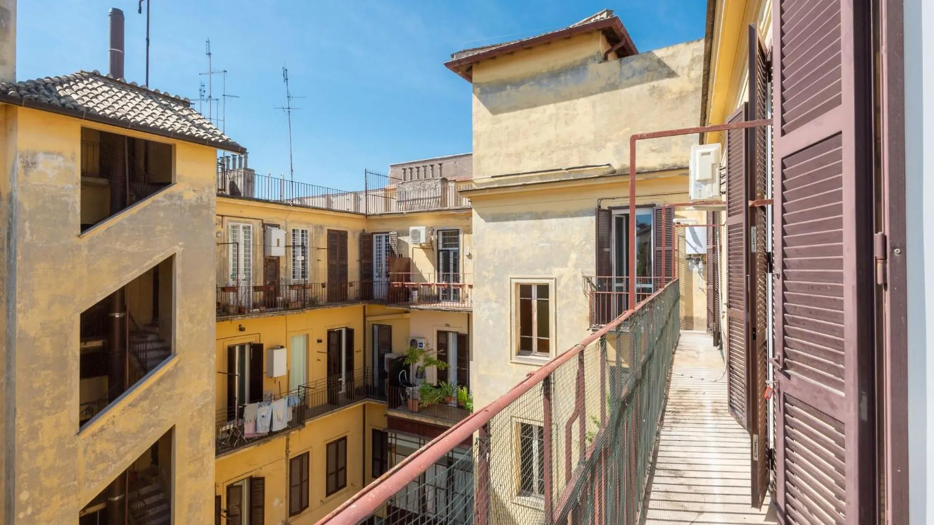 Apartment Luminosa Vittoria By Interhome Roma