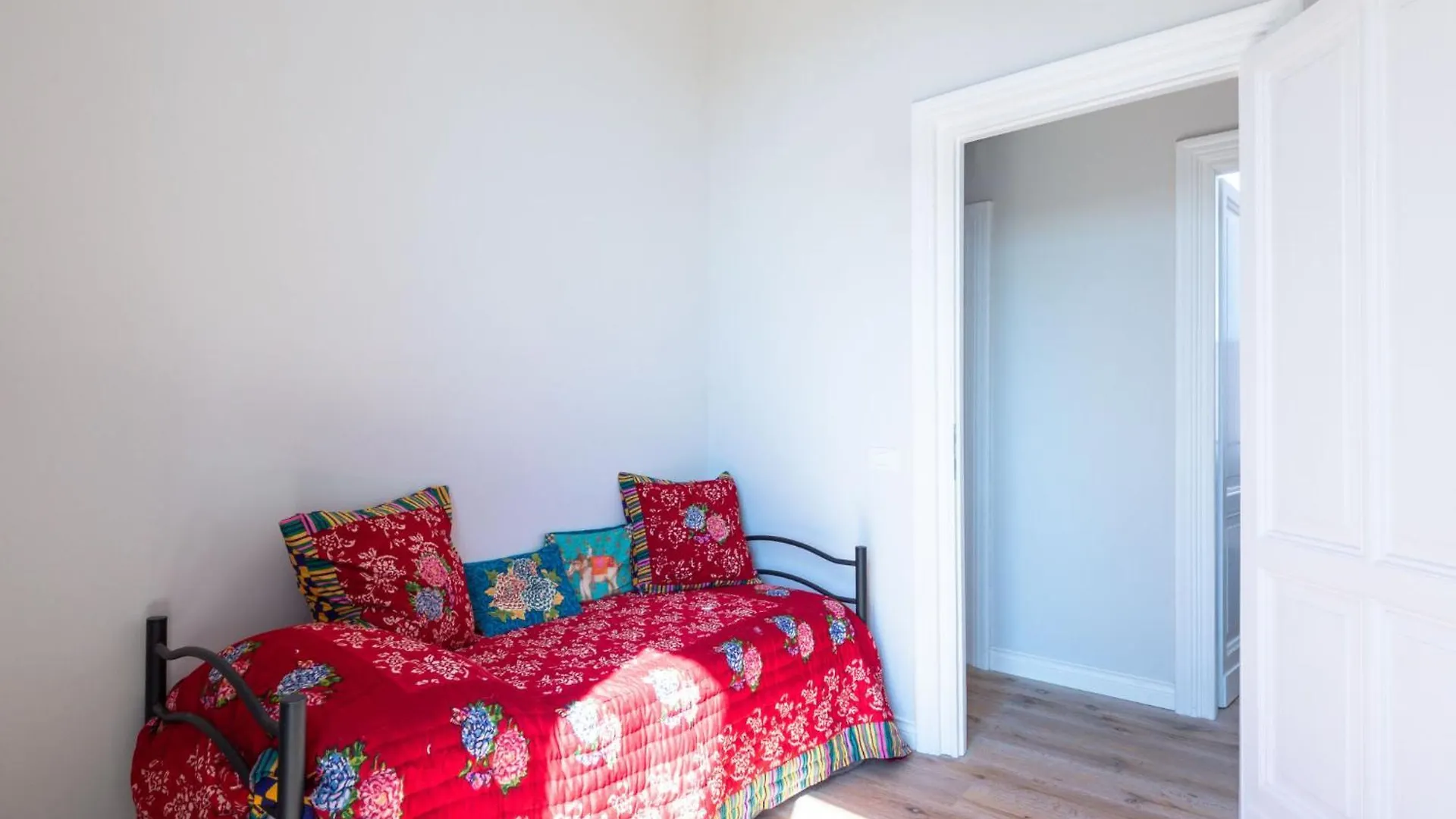 Apartment Luminosa Vittoria By Interhome Roma