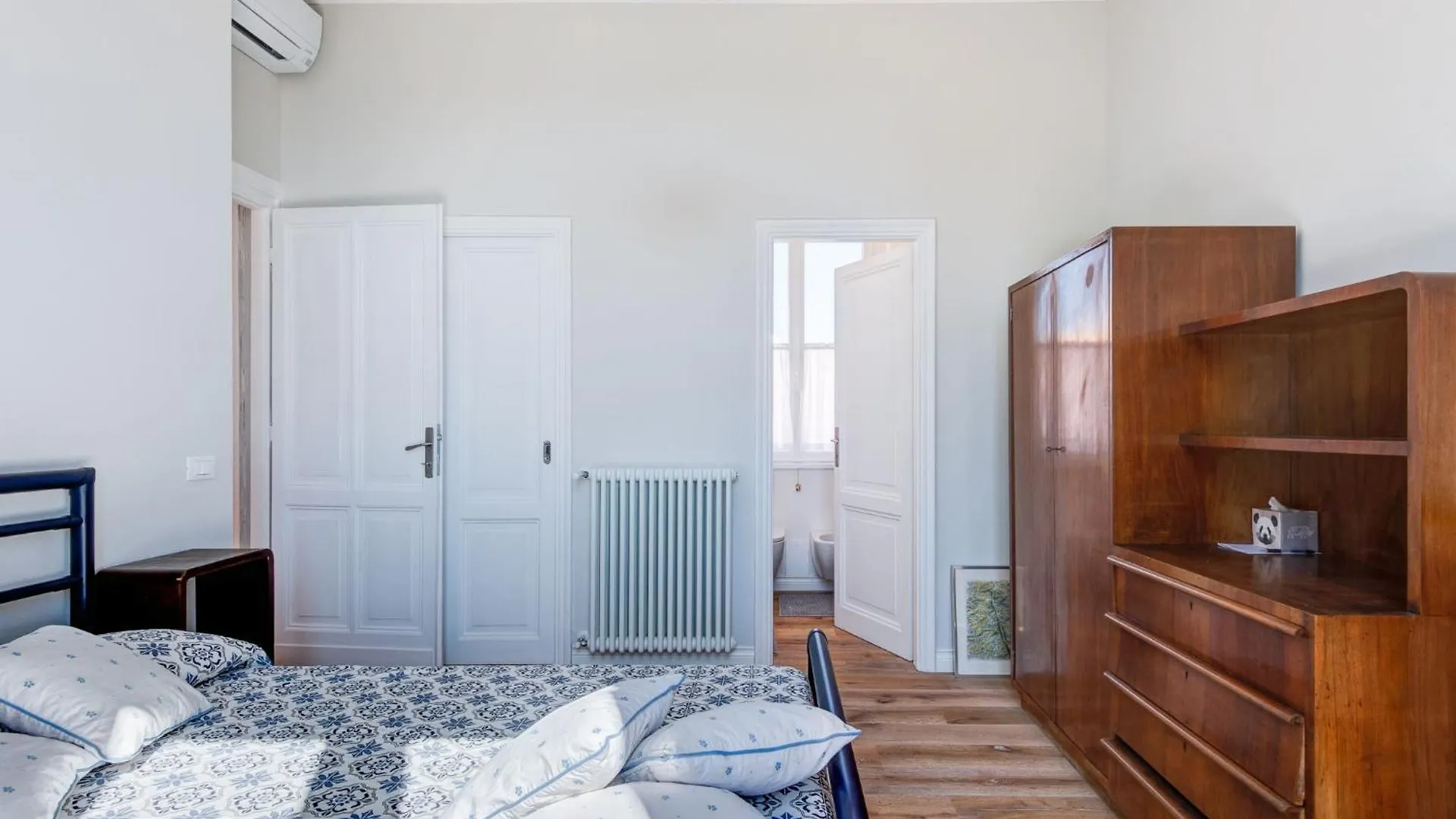 Apartment Luminosa Vittoria By Interhome Rome